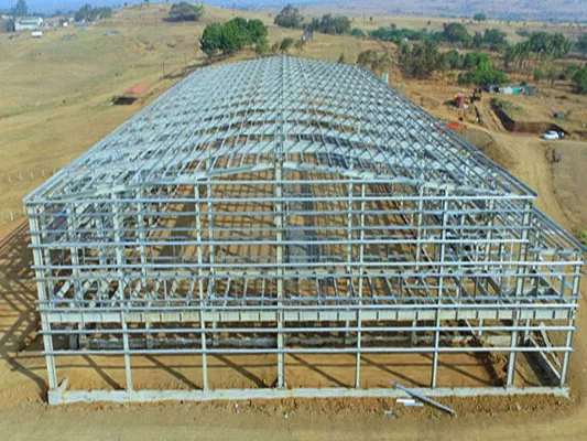 Construcție practică și frumoasă de depozitare a structurii oțelului
